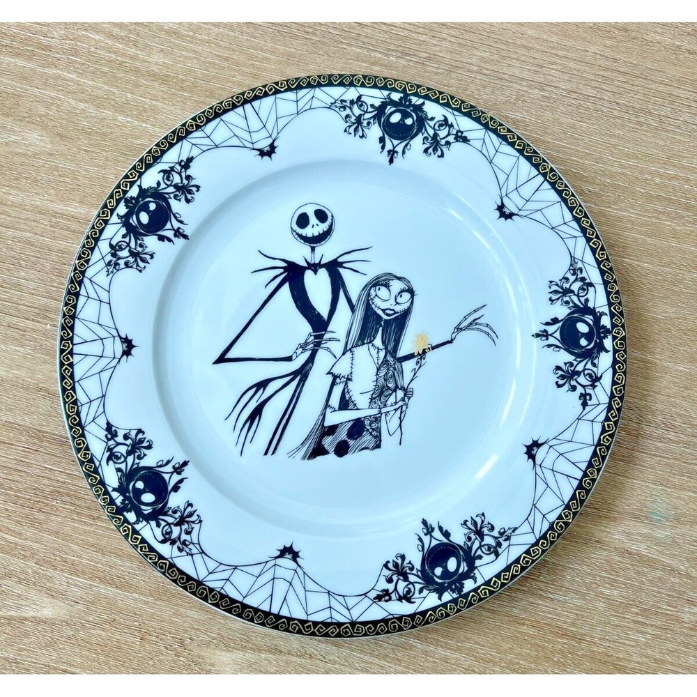 Disney Tim Burton Nightmare Before Christmas Jack & Sally 10.5" Dinner Plate NEW